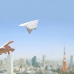 株式市場は厳しいよ。日本航空の中期経営に対する目